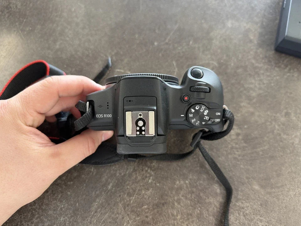 Canon EOS R100 Mirrorless Camera with 18-45mm Lens (1108309)
